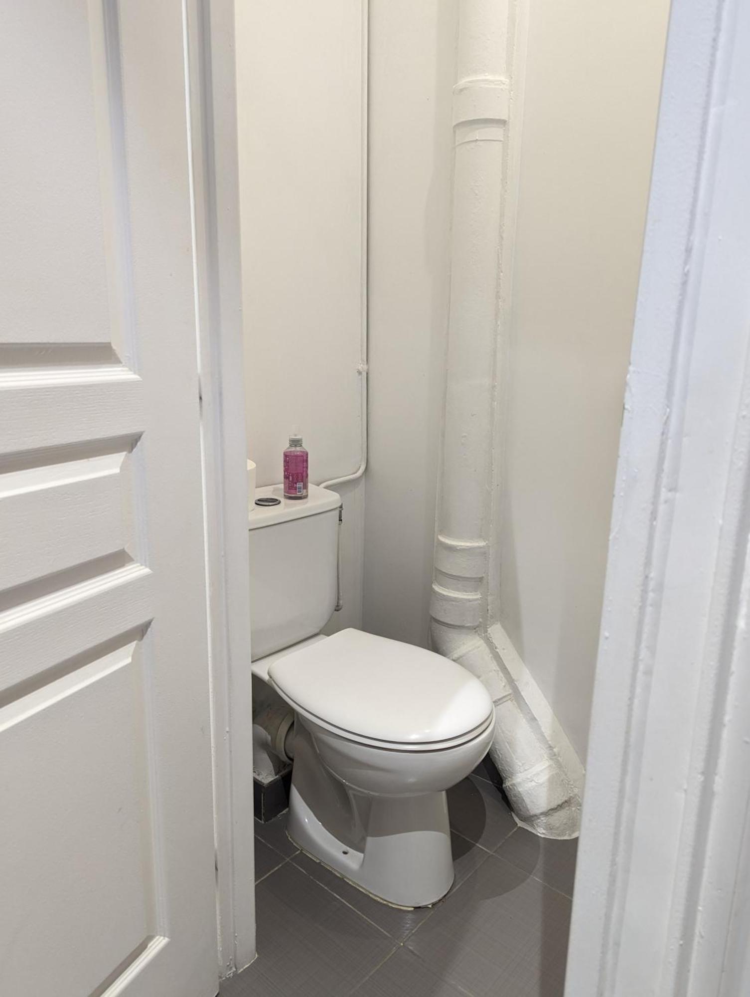 Studio Jaures - Equipped Studio Near Paris With Private Bathroom Montrouge Ngoại thất bức ảnh
